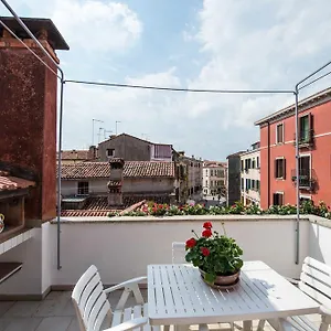 Savoia & Jolanda 2 Appartamento Venezia